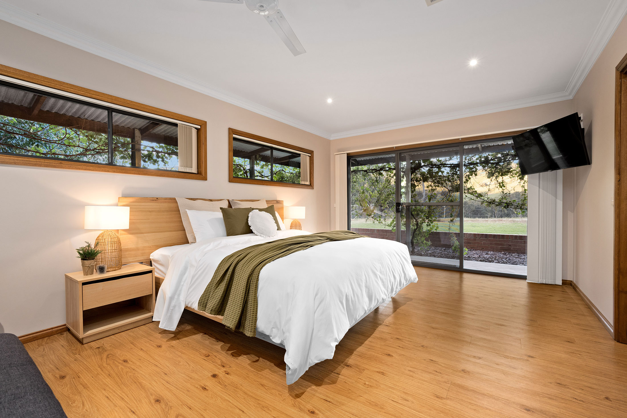 master-bedroom-landscape